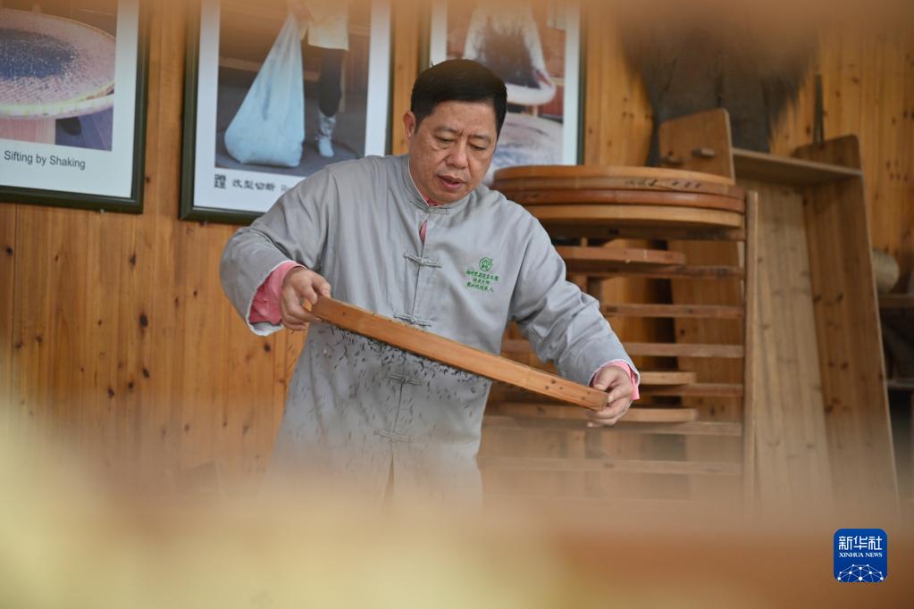 福州：茉莉花茶的传统窨制工艺[组图]