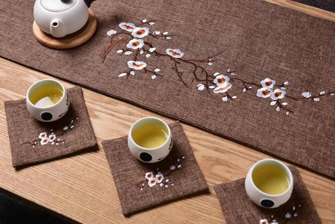 茶叶正当季 说说喝茶、挑茶、贮藏茶的门道