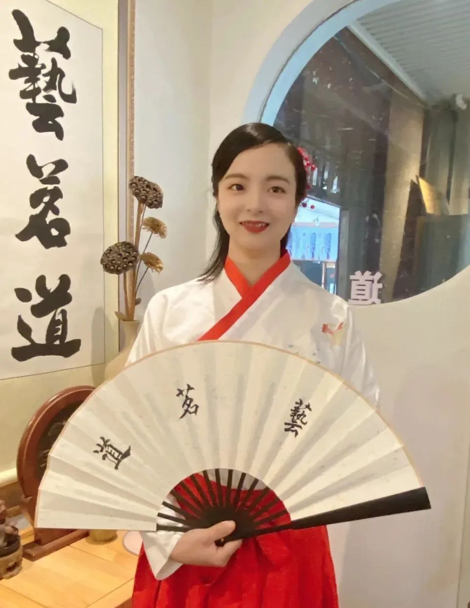 霓裳之约--第三期“艺茗品”华服茶会成功举办